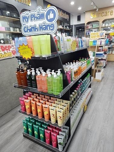Tuyển NV Nam/Nữ phụ kho ,kiểm hàng, soạn hàng, đóng gói, Mỹ Phẩm TPHCM