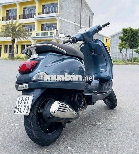 xe Vespa LX 125ei