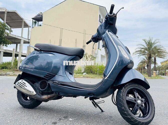 xe Vespa LX 125ei