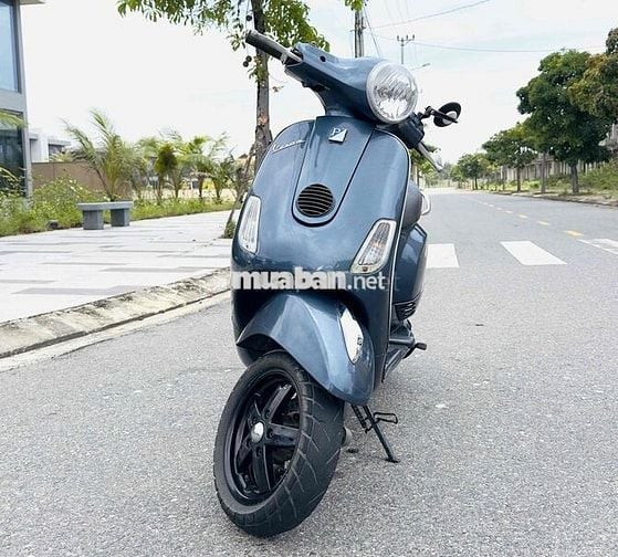 xe Vespa LX 125ei