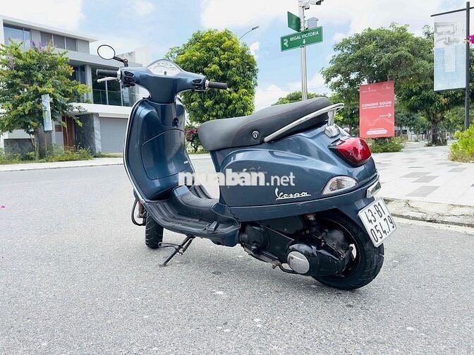 xe Vespa LX 125ei