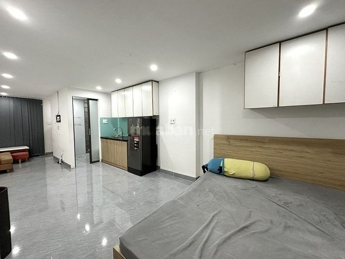CHDV 14 PHÒNG HXH LÊ QUANG ĐỊNH- GIẢM 2 TỶ CÒN 14,x TỶ- 110m2- 5 TẦNG
