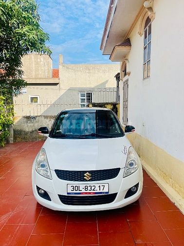 Suzuki Swift SX 2015 1.4AT Bản Spenciel Logo Vàng