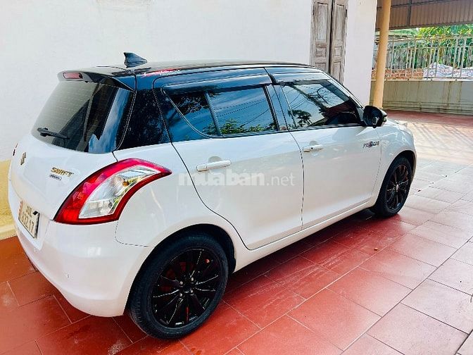 Suzuki Swift SX 2015 1.4AT Bản Spenciel Logo Vàng