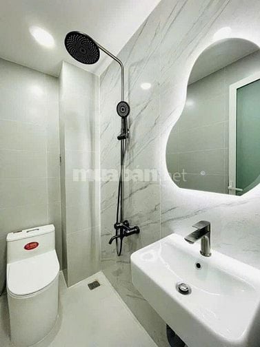 Chỉ 2,66 tỷ. Nhà 45m² Nguyễn Phúc Nguyên,P10,Q3 xây 1 trệt 3 lầu. SHR