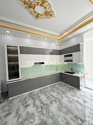 Nhà MTKD đường Song Hành dt 68m2 nhà 6 tấm m(có thang máy) giá 13.9 tỷ