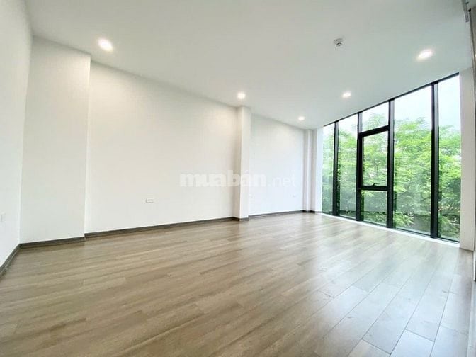 V.I.P VĂN PHÒNG SHOWROOM viên ngọc quý giữa lòng Bắc Từ Liêm, Hà Nội!