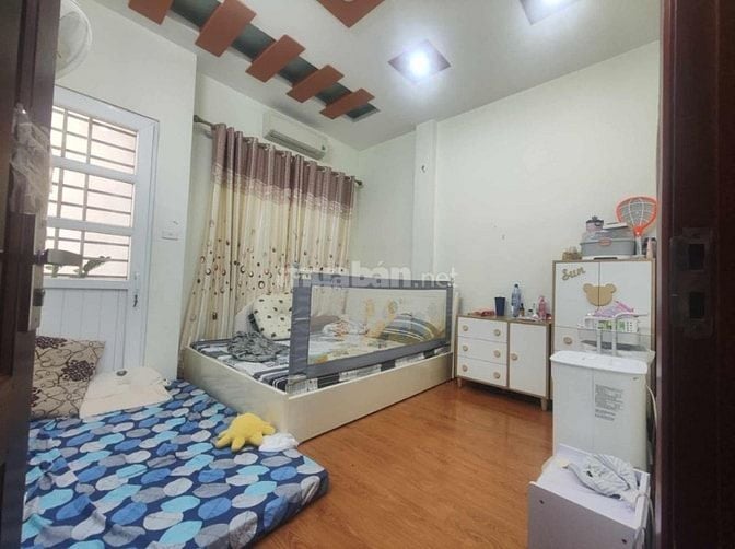 Cho thuê nhà phố Quan Hoa, Cầu Giấy, full đồ, 5 ngủ 