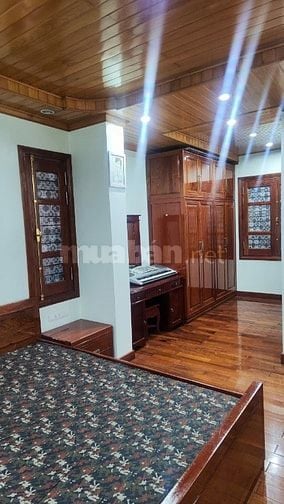Cho thuê biệt thự Căn góc Hapulico Thanh Xuân: 270m2, 1 hầm, 4 tầng
