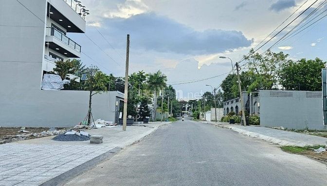 Chính chủ gửi bán Lô đất dự án Bách Khoa Quận 9