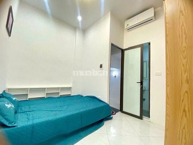 HƠN 3 TỶ NHÀ 4 TẦNG - 3 PN ĐỦ CÔNG NĂNG - PHỐ HUẾ - TRẦN CAO VÂN  