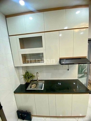 HƠN 3 TỶ NHÀ 4 TẦNG - 3 PN ĐỦ CÔNG NĂNG - PHỐ HUẾ - TRẦN CAO VÂN  