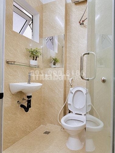 Nhà 5 Tầng Xinh Xắn cách mặt phố Thái Hà 20m
