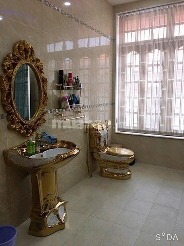 Biệt thự mặt tiền Đông Hưng Thuận 17, Q12, DT 12x19m, 4 Tầng, Mái ngói
