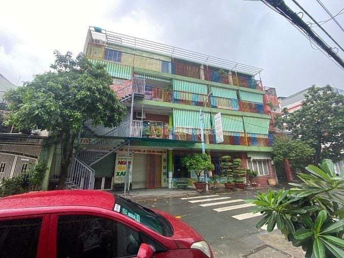 Biệt thự mặt tiền Đông Hưng Thuận 17, Q12, DT 12x19m, 4 Tầng, Mái ngói