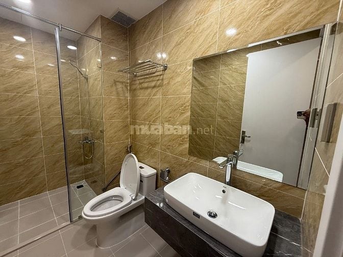Bán officetel central Premium, 44m2, View hồ bơi, giá 2,3 tỷ