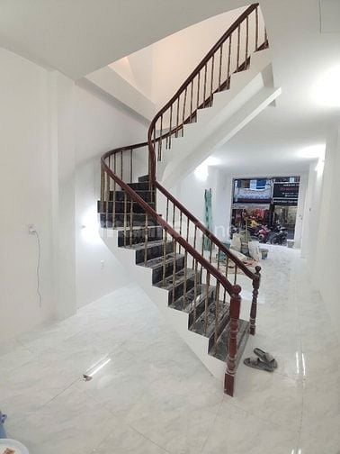 Chính chủ bán gấp nhà 107 Đặng Chất, Quận 8