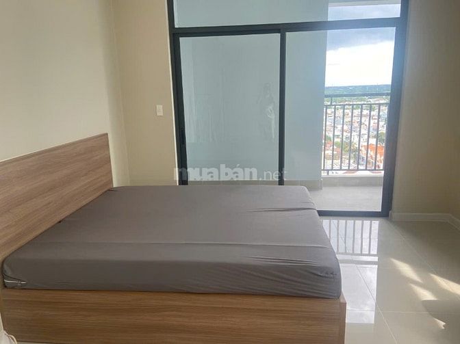 Bán officetel central Premium, 44m2, View hồ bơi, giá 2,3 tỷ