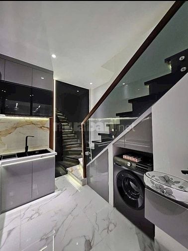Bán nhà riêng 2PN, 3WC, 45m2, giá 3,7 tỷ tại Đường 8, P11, Gò Vấp, HCM