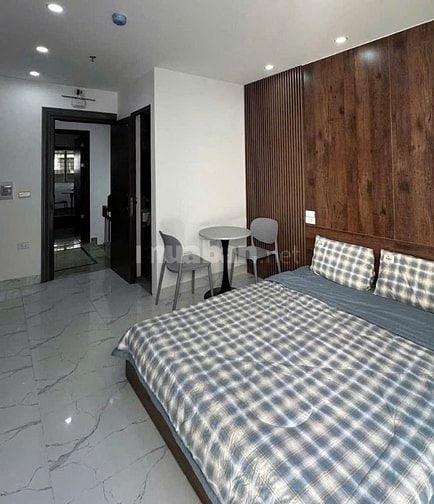 Bán căn hộ dịch vụ ,6 tầng thang máy  Vương Thừa Vũ 12,8 tỷ