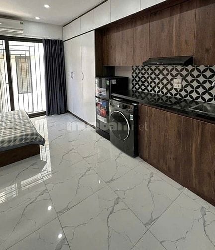 Bán căn hộ dịch vụ ,6 tầng thang máy  Vương Thừa Vũ 12,8 tỷ