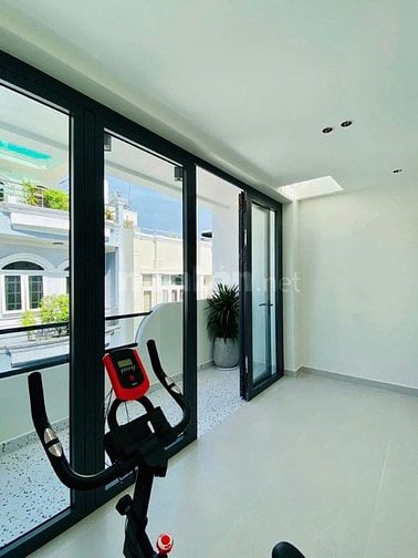 🔹 Chính Chủ Kẹt Tiền Bán Gấp – Nhà 3 Tầng + ST, Q10 – 74.2m² – 2 Tỷ 7