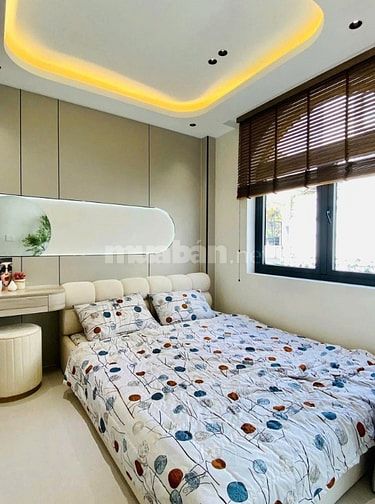 🔹 Chính Chủ Kẹt Tiền Bán Gấp – Nhà 3 Tầng + ST, Q10 – 74.2m² – 2 Tỷ 7