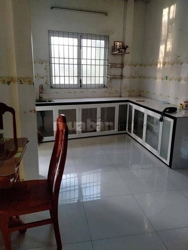 Ngộp rồi bán gấp nhà nằm ngay thị trấn Củ Chi 86m2 sổ riêng. Giá 780tr