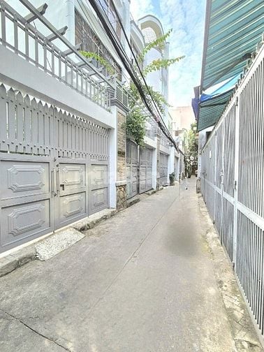 Đất hẻm 985// Lạc Long Quân,p11, quận Tân Bình 5x12, 5.9 Tỷ TL