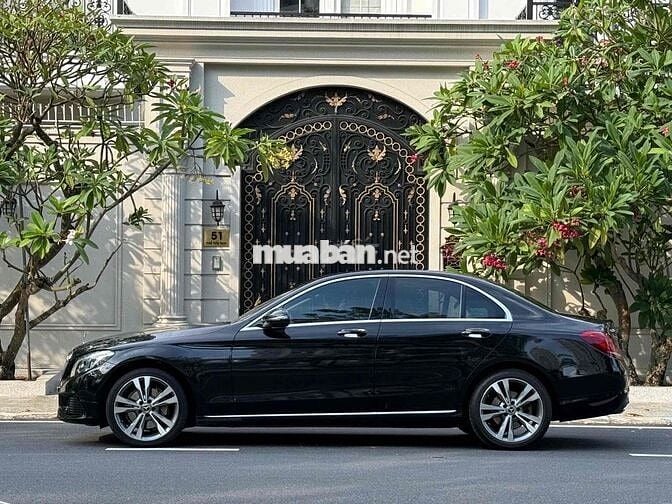 C250 Đen Đen 1 chủ Full lịch sử hãng chỉ từ 359tr