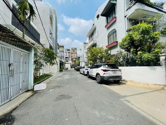 BÁN NHÀ HẺM 158 HOÀNG HOA THÁM HẺM 9M 3,4X20 NGAY NHÀ GA T3 CHỈ 8,3 TỶ