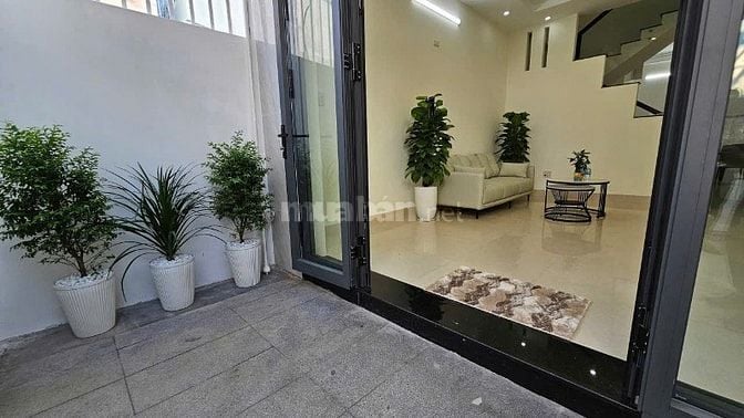 Bán nhà gần biển-DT56m2-2tầng-2PN-vĩnh Hải -Nha Trang - chie 3ty5 hếm)