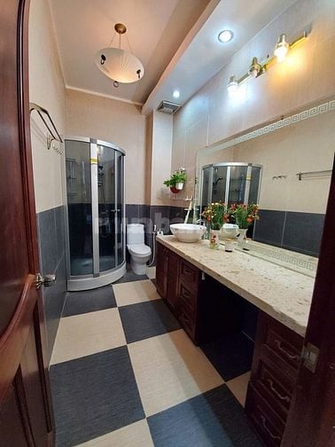 BÁN NHÀ PHÚ NHUẬN OTO VÀO NHÀ 70M2 5 TẦNG NGANG 5.5M 7 PN HẺM THÔNG