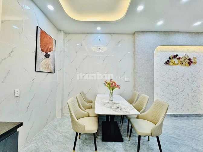 Chủ định cư nước ngoài bán gấp nhà 3 tầng – chỉ tiếp khách thiện chí