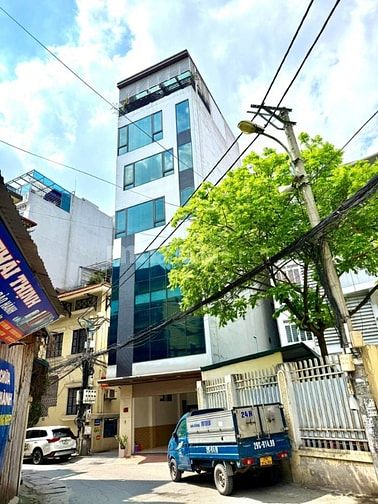 BÁN NHÀ LÔ GÓC – THANG MÁY – GARA Ô TÔ – CẦU GIẤY  x 7TẦNG – GIÁ 25.5 