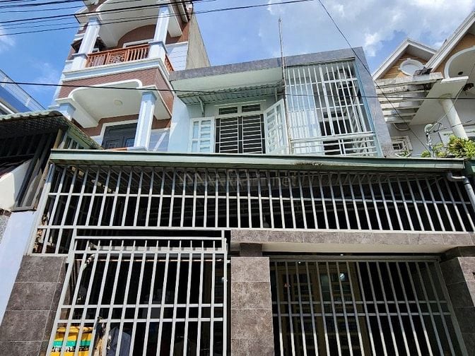 Bán nhà riêng, Đường 8, Linh Xuân, sổ hồng riêng, 68.1 m2, 5.25 tỷ.