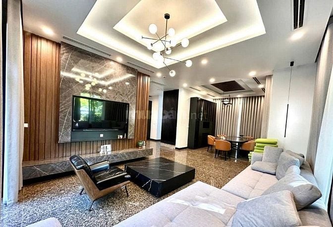 Cho thuê biêt thự cực đẹp KĐT C37 Bắc Hà:220m, 4 tầng, full nội thất