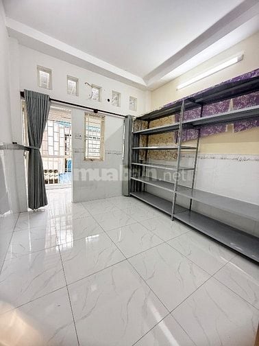 DƯƠNG BÁ TRẠC Q8 3 BƯỚC QUA Q5,Q1 - HẺM 4.5M 2 MẶT HẺM THÔNG. NHỈNH 4Đ