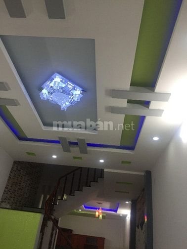 Chính chủ bán nhà hẻm xe hơi đúc suốt 3 lầu giá rẻ