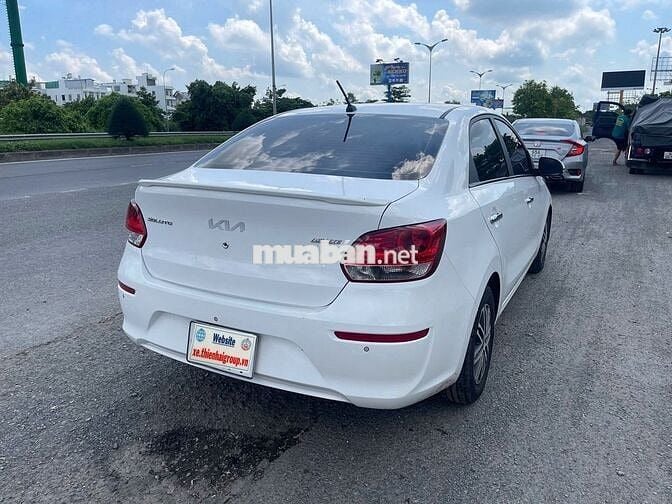 Kia Soluto 2022 1.4 AT Deluxe
