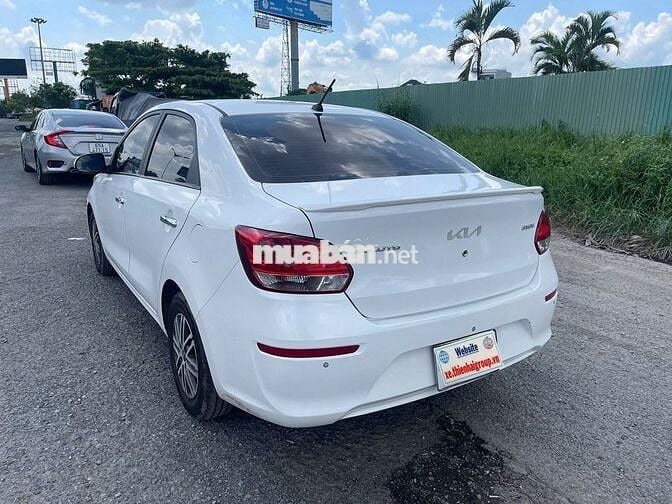 Kia Soluto 2022 1.4 AT Deluxe