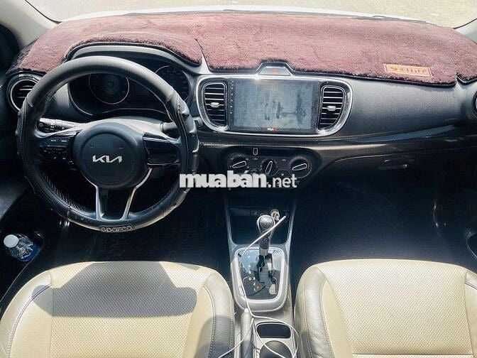 Kia Soluto 2022 1.4 AT Deluxe