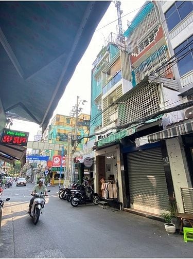  Cho thuê nguyên căn nhà, vị trí đẹp, mặt tiền KD các ngành hàng