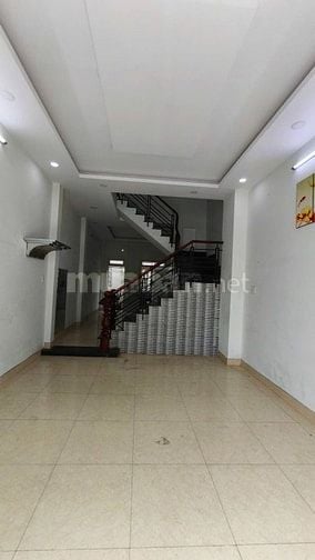 Bình Tân- 56m2- Hẻm 8m- 2 Tầng- 2PN- 5.7 tỷ- SHR- Hoàn công
