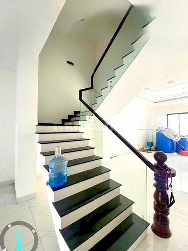 BÁN NHÀ MẶT TIỀN QL50 – NHÀ MỚI – 175M² – 4 TẦNG – GIÁ 19.5T
