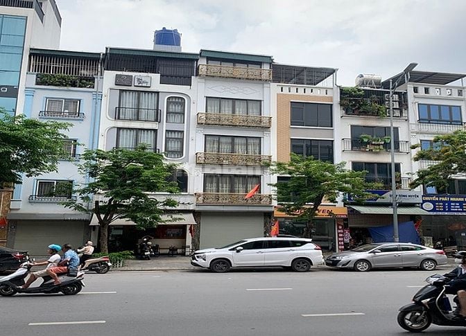 Bán nhà mặt tiền phố Đại Cồ Việt Hai Bà Trưng 140m2 Vị trí hiếm 52tỷ
