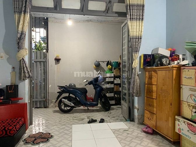 Bán nhà mặt tiền phố Đại Cồ Việt Hai Bà Trưng 140m2 Vị trí hiếm 52tỷ