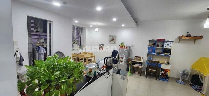 CHung cư Đặng Văn Ngữ, Phú Nhuận: 100m2, 2p ngủ, 2wc, 11tr