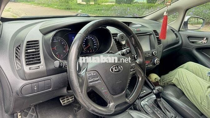 Kia K3 2014 1.6 AT - 150000 km