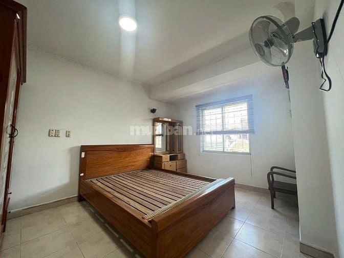 Chung cư Lê Văn Sỹ, P1, Tân Bình: 89m2, 2p ngủ, 2wc,11tr/th